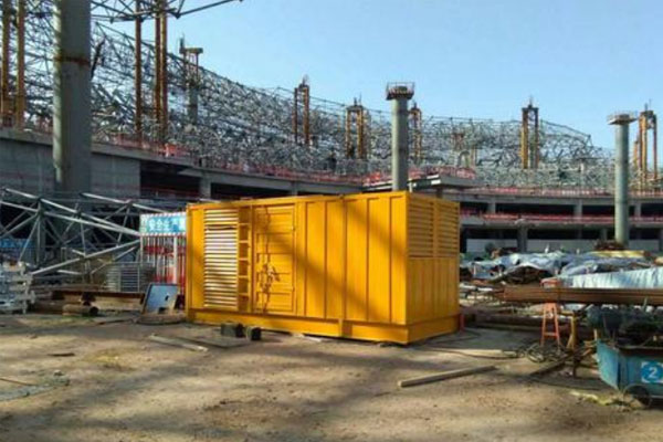龙井发电机出租如何判断空气滤清器是否需要更换？