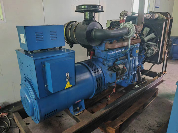 龙井100kW柴油发电机组使用多级机油有哪些优缺点？